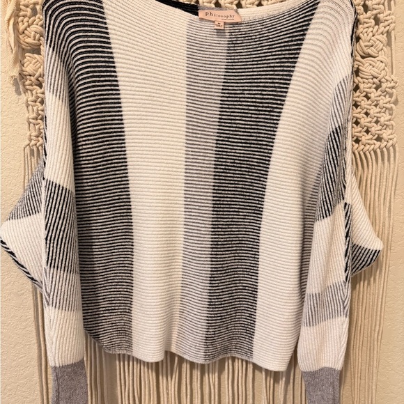 Philosophy Sweaters - Philosophy Monochrome Striped Ribbed Sweater Medium – Black White Knit Pullover